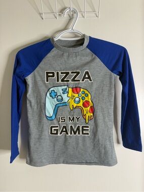 🔥2 for $10🔥 Urban Heritage Pizza is my Game Long Sleeve Grey & Blue Gamer Set